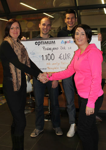 Optimum fitnes center Palčici predal tisoč sto dobrodelnih evrov