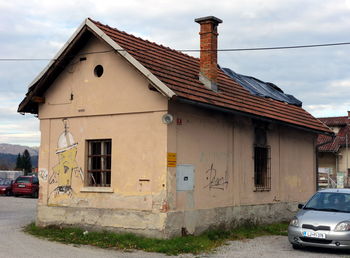 Za obnovo stavb 50 tisoč evrov