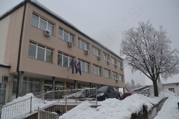 Zdravstveni dom Vrhnika še vedno samo za nujne primere