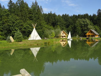 Vabljeni h Korošcu