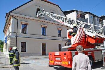 V vrtčevski enoti Komarček so evakuirali malčke