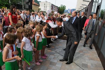 Predsednik republike Borut Pahor na odprtju medgeneracijskega središča ŠMELC Predsednik republike Borut Pahor na odprtju medgeneracijskega središča ŠMELC