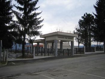 Ponovno tatvina nagrobnih vaz na grosupeljskem pokopališču Ponovno tatvina nagrobnih vaz na grosupeljskem pokopališču