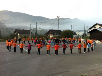 Prva obletnica skupne telovadbe članic Šole zdravja, skupina Sava