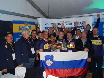 Zmaga slovenske ekipe Zveze šoferjev in avtomehanikov ZŠAM, Krakov, Poljska 28.9.2014.