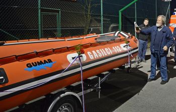 PGD Stara Vrhnika v boj z ujmami tudi s čolnom