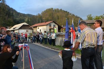 Novi metri asfalta na Ljubgojni