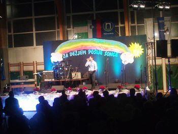 DOBRODELNI KONCERT-skupaj so močnejši od vode