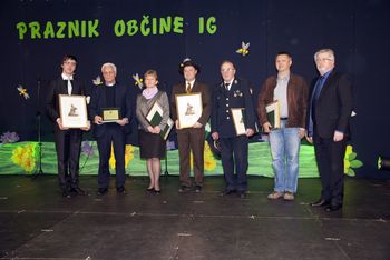 Javni razpis za podelitev priznanj Občine Ig za leto 2015 Javni razpis za podelitev priznanj Občine Ig za leto 2015