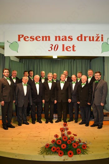 Pesem jih druži že 30 let