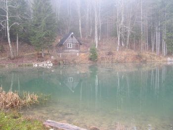 Jezero KARAMI
