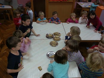 IGRALNI DAN IN PEKA PALAČINK V DECEMBRU