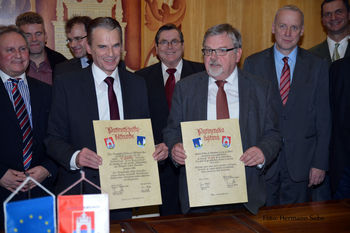 Deset let prijateljstva Deset let prijateljstva