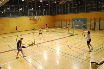 Božično-novoletni turnir v badmintonu