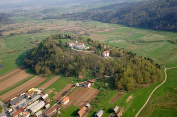 9. POHOD PO PREŠERNOVI POTI 9. POHOD PO PREŠERNOVI POTI