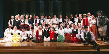 Folklorna skupina Šumnik pleše