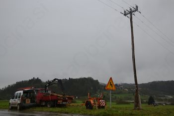 Sanacija po žledolomu na elektroenergetskem omrežju še ni zaključena