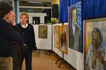 V čast slikarja in počastitev pesnika