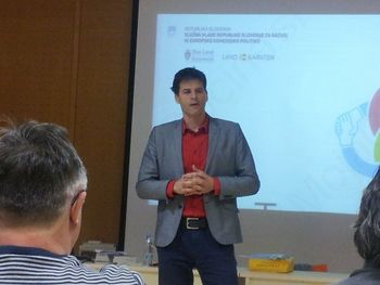 Športna zveza Slovenj Gradec povezuje in usposablja športna društva in klube