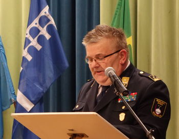 60 let boja z rdečim petelinom