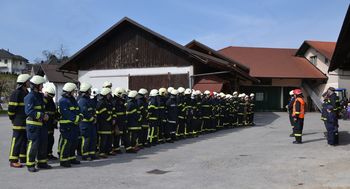Kljub letom mu gasilska povelja še vedno gredo