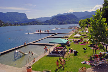 Kopalne vode Blejskega in Bohinjskega jezera ter Šobčevega bajerja odlične!