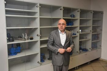 Obisk občinskih svetnikov v podjetju IMP Armature d.o.o. Obisk občinskih svetnikov v podjetju IMP Armature d.o.o.