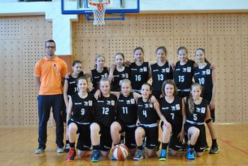 Mlajše košarkarice v finale Mlajše košarkarice v finale
