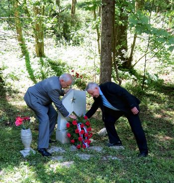 V spomin padlemu vojaku