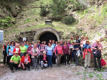 Vandrovke prehodile pot od Smrečja Lavrovec in Goli vrh
