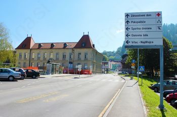 Zapora Ceste Komandanta Staneta, od OŠ Litija do Vrtca Litija