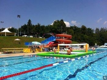 VSTOPNICE ZA KOPANJE NA LETNEM KOPALIŠČU RAVNE