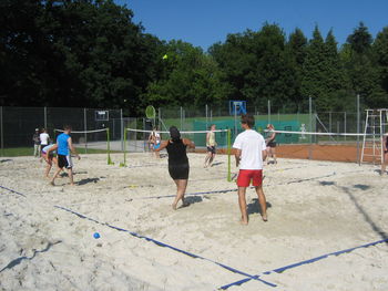 Turnir v badmintonu na mivki