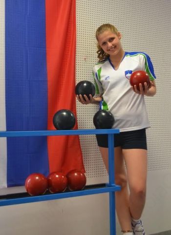 Kegljačica Nika Radelj na pripravah Kegljačica Nika Radelj na pripravah
