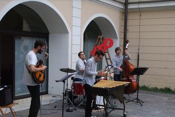 Jazz v Grajskem parku: Vid Jamnik & Berklee Friends Jazz v Grajskem parku: Vid Jamnik & Berklee Friends