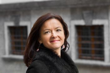 Tanja Fajon, slovenska poslanka v Evropskem parlamentu je botra češnji hrustavki