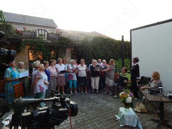Letni kino na Lečnikovem vrtu: Cvetje v jeseni z gostjo, igralko Mileno Zupančič