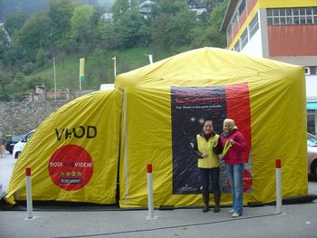 Pričetek akcije Bodi preViden - Usklajeni preventivni dogodki za večjo varnost pešcev v 40 slovenskih občinah 1. oktobra 2015 