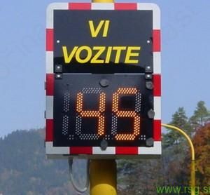 V skrbi za umiritev prometa