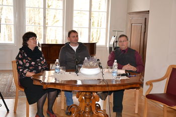 Okrogla miza Pravica do sreče