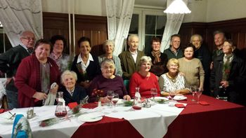 DRUŽABNO SREČANJE JUBILANTOV V DU ŠMARTNO DRUŽABNO SREČANJE JUBILANTOV V DU ŠMARTNO