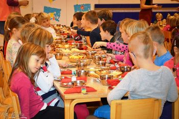 Tradicionalni slovenski zajtrk v OŠ Janka Kersnika