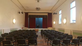 Prenovljena dvorana kulturnega doma v Sladkem Vrhu, fasaderska dela na Zg. Velki končana