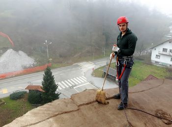 Urejeni lepotec sredi vasi