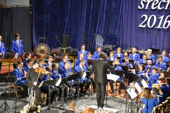 Božično-novoletni koncert Pihalnega orkestra železarjev Ravne Božično-novoletni koncert Pihalnega orkestra železarjev Ravne