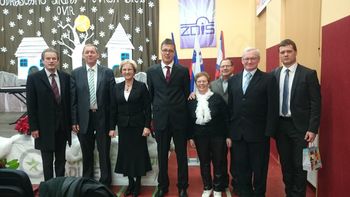 Udeleženci na osrednji koroški proslavi ob mednarodnem dnevu invalidov v Vuhredu - Občina Radlje ob Dravi