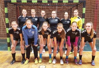 Ekipi Rokometne šole Alena Mihalja - PRISTAR na deževno nedeljo polovično uspešne