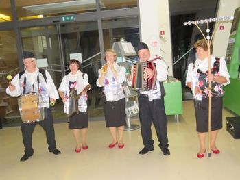 Sodelovali sta skupini Kitarakon in Joškova banda iz Turistično-kulturnega društva Globoče.