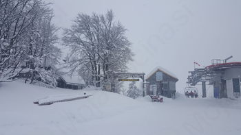 Na Voglu izmerili 130cm snega