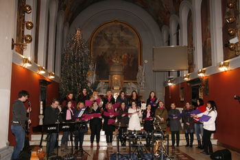 Revija DRG in koncert skupine Odsev